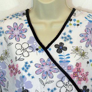 SB White Floral Scrub Top Size S / CH Ties in Back Faux Wrap 2 Pockets